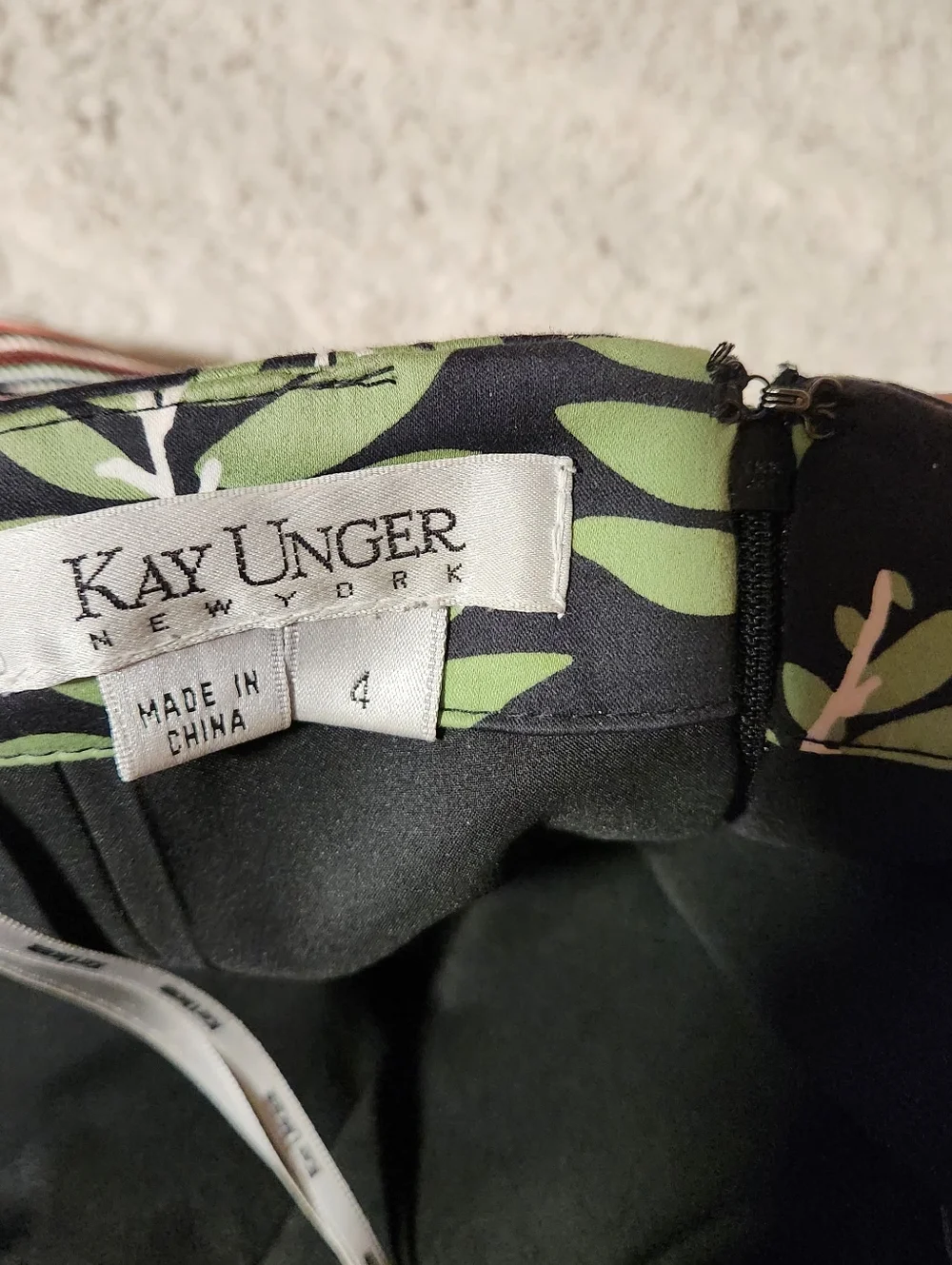 Kay Unger New York Strapless Dress Sz 4 Pleated Black Floral Tropical Print